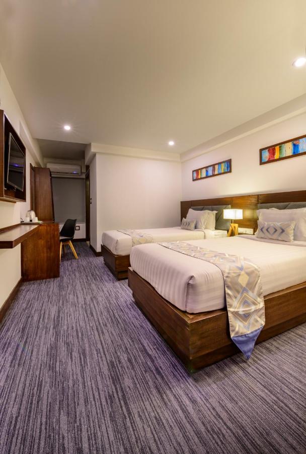 Hotel Zakaria International Дакка Екстер'єр фото